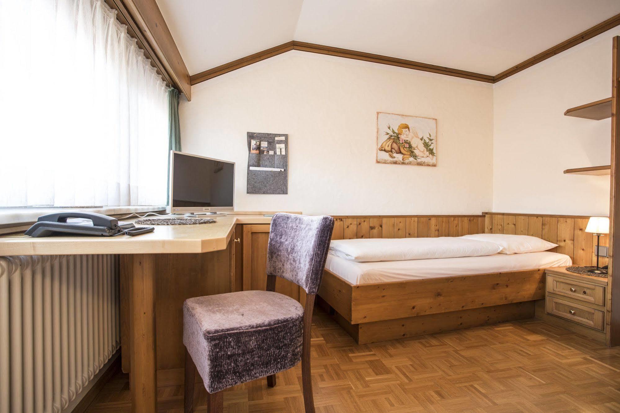 Meiser Rosenstuben Hotel Фихтенау Екстериор снимка