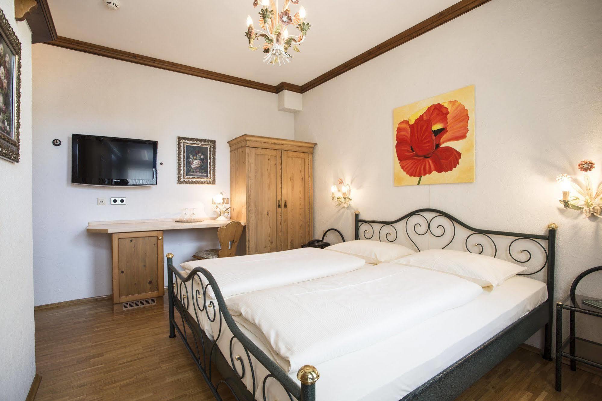 Meiser Rosenstuben Hotel Фихтенау Екстериор снимка